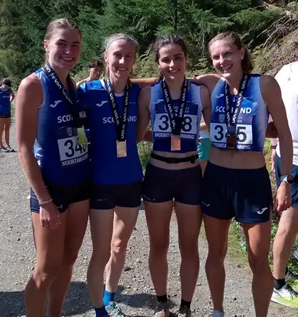 LAWRENCE AND CAT STAR IN MOUNTAIN CHAMPIONSHIPS TRIALS